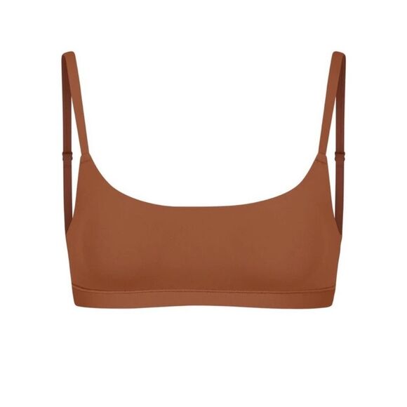 NwOT FITS EVERYBODY SCOOP BRALETTE - Picture 1 of 8